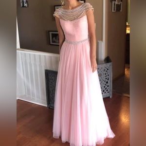 Sherri Hill prom dress size 6